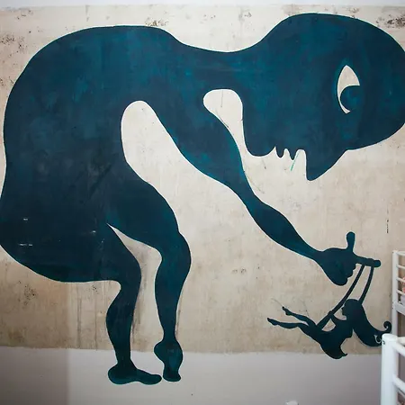 Art Hole Hostel Praga